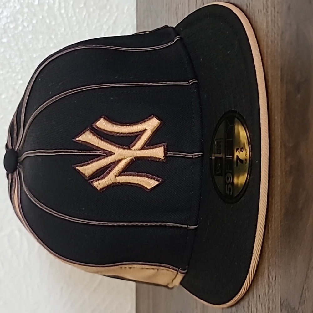 New Era New York Yankees 59Fifty Fitted Baseball Cap Pinstripe MLB Hat Sz 7 3/8
